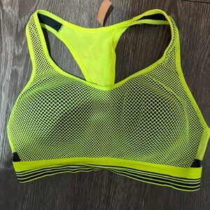 MTA SPORTS BRA IN SIZE 38C